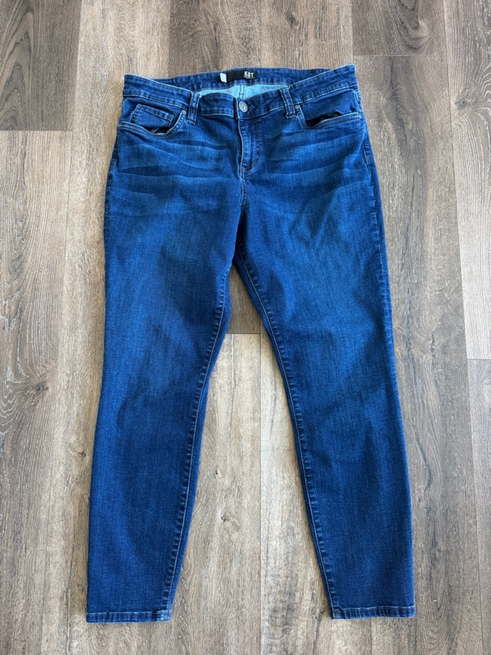 Kut from the Kloth from the Kloth Women's Dark Blue Jeans Connie size 16